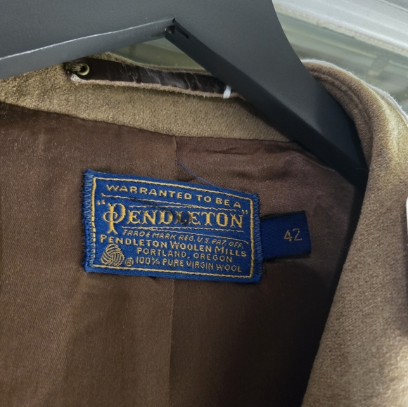 Vintage Pendleton Overcoat Men's Large - Picture 2 of 4